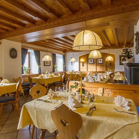Hotel Huberhof