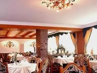 Hotel Huberhof 3*