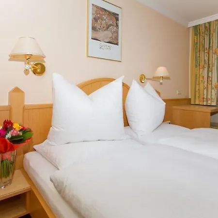 Huberhof Bei Innsbruck Hotel