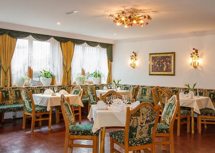 乎贝霍夫酒店 昂姆