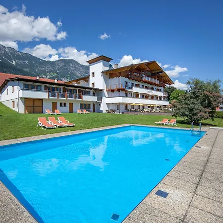 מלון Huberhof Bei Innsbruck 3*
