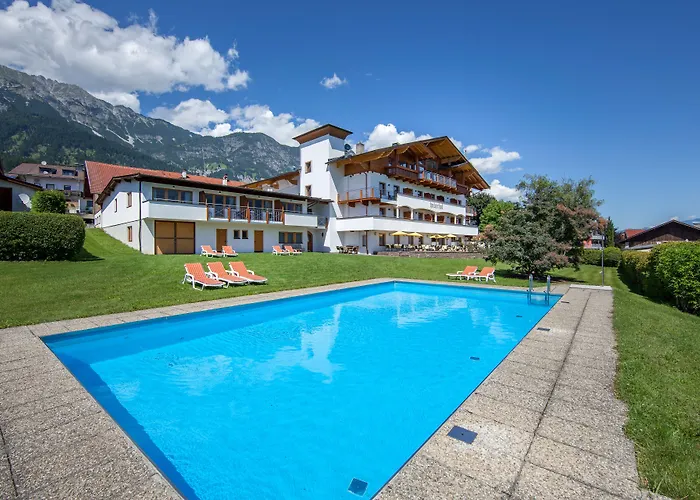 فندق Huberhof 3*